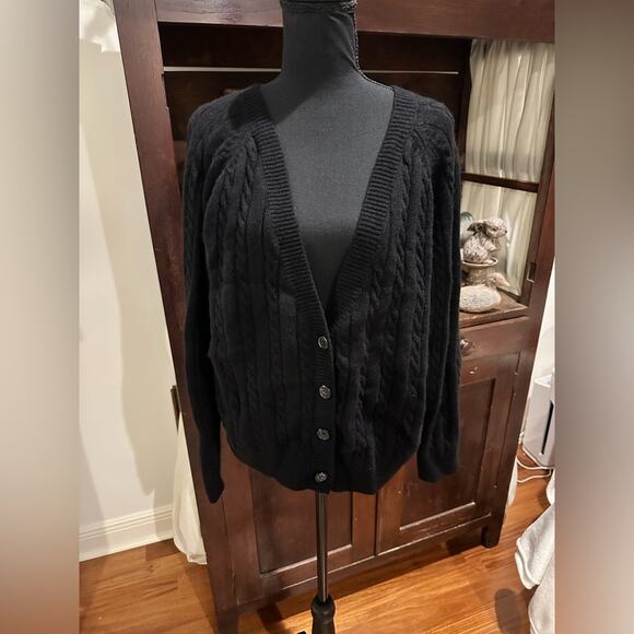 Co Essentials Cable Knit Cardigan - Picture 2 of 6